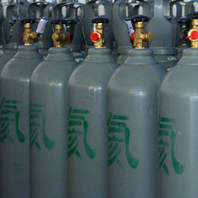 99.9%工业氦气